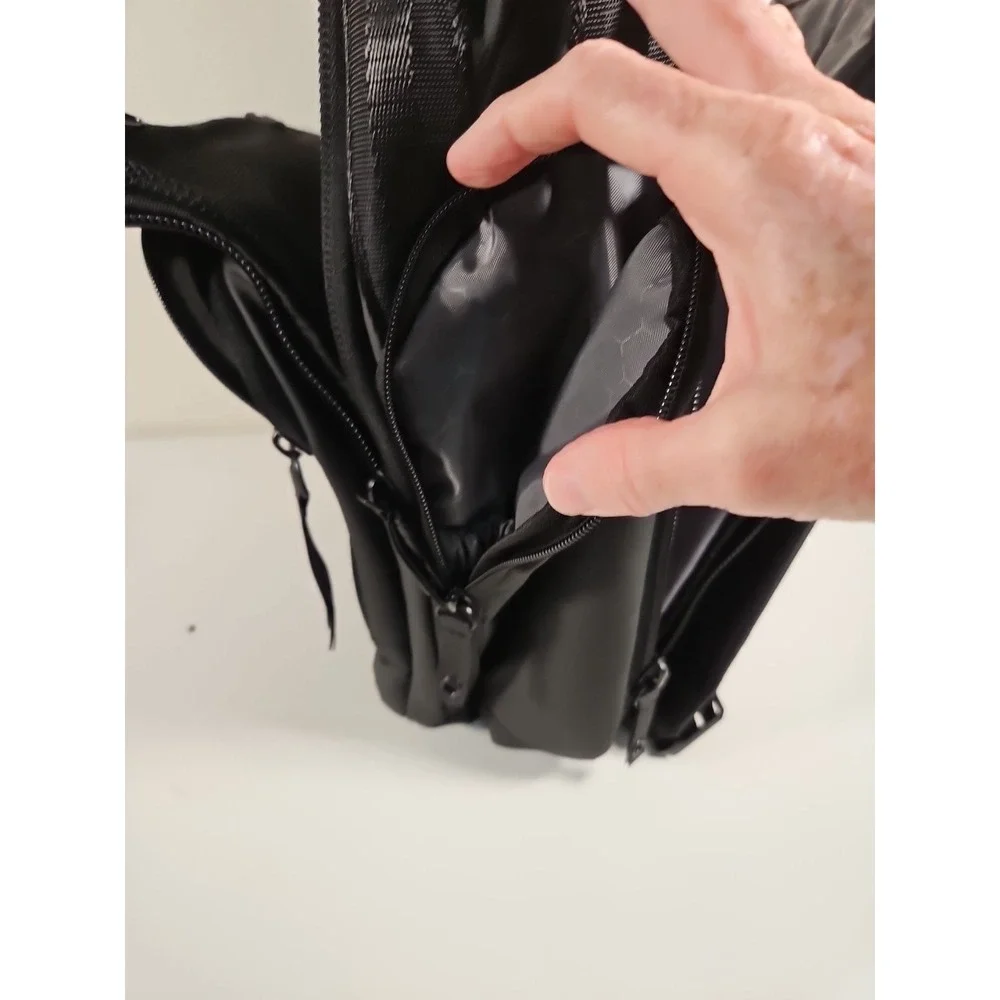 OGIO 411067 Backpack NWT Black Laptop Sleeve Padded Straps School Sports Bag